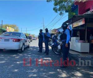 Los operativos y saturaciones policiales se han incrementado en varios sectores de la ciudad de Choluteca para frenar los robos.