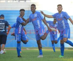 La H estuvo entrenando en San Pedro Sula antes de viajar a Estados Unidos. Voló a EE UU el martes 23 de octubre.