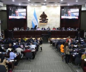 Las bancadas de oposición se han mostrado en contra de la aprobación de la Ley de Justicia Tributaria.