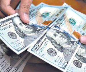 El deslizamiento del tipo de cambio del dólar volvió, tras dos fechas de apreciaciones en la subasta de divisas del BCH.