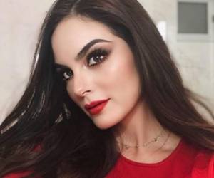 Ximena Navarrete Rosete es una modelo y actriz mexicana, ganadora de los títulos Nuestra Belleza Jalisco 2009, Nuestra Belleza México 2009 y Miss Universo 2010.