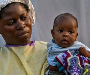 El brote de ébola registrado en el este de República Democrática del Congo está causando estragos en Beni _una ciudad en expansión y de unos 600,000 habitantes_ en parte porque muchos de los infectados eligen quedarse en sus casas.