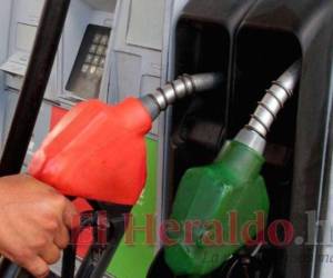 Hondureños siguen siendo víctimas del incremento del petroleo en el mercado internacional.