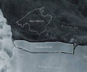 La Agencia Espacial Europea (ESA) muestra una vista capturada por la misión Copernicus Sentinel-1 del iceberg A-76 frente a la plataforma de hielo de Ronne, en el mar de Weddell, Antártida, combinado con un gráfico de la isla española de Mallorca para la escala. Foto: AFP.