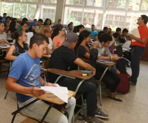 Hoy se cumple una semana de clases en la máxima casa de estudios con la nuevas normas académicas.