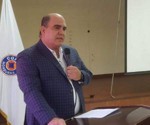 El ministro Mauricio Guevara acertó con las lluvias, pero no logró que los campesinos iniciaran las siembras.