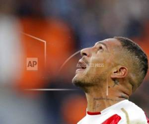 El Tribunal de Arbitraje Deportivo extendió luego la suspensión a 14 meses a el peruano Paolo Guerrero. Foto:AP