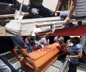 Momento en el que familiares de las víctimas retiran los cadáveres de las dos mujeres.