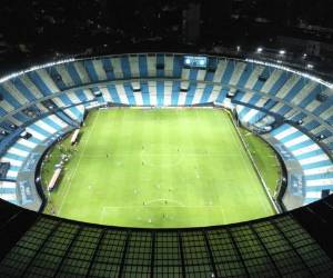 Algunos partidos como el de Alianza Lima, de Perú, y Racing, de Argentina, se disputaron en con estadio vacío y a puerta cerrada como parte de las medidas adoptadas por el gobierno para contener la transmisión del nuevo coronavirus. Foto: AP