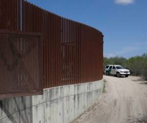 Para Trump la lucha contra la inmigración irregular es un eje central de su gobierno. Desde que era candidato prometió la construcción de un muro fronterizo con México. Foto: AP