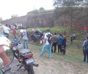 Hasta esta noche se desconoce cómo ocurrió el percance que dejó luto y pérdidas.