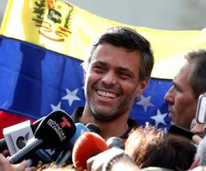 López, un economista y exalcalde opositor que en su momento fue considerado como el más prominente preso político venezolano, se encontraba en la residencia del embajador español desde que fracasó una insurrección militar liderada por él en abril de 2019.