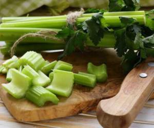 Ya sea cruda, en jugo o batido, esta verdura tiene grandes beneficios para tu salud.