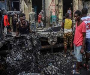 Sesenta y dos personas murieron en el lugar de la explosión y otras cuatro en el hospital por las graves quemaduras. Foto: Agencia AFP.