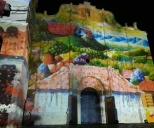 Hermosos paisajes fueron proyectados en la fachada de la Catedral “Inmaculada Concepción” de Comayagua.
