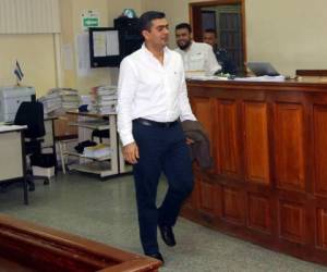 El exalcalde de Yoro, Arnaldo Urbina, llega a los Tribunales de Justicia de la capital de Honduras.
