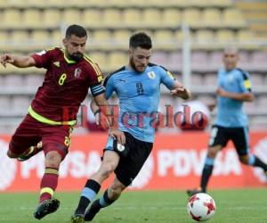 Uruguay acaricia el Mundial de Rusia-2018 con empate 0-0 ante Venezuela.