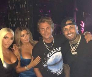 Nicky Jam quedó deslumbrado con la más famosa del clan Kardashian. Fotos captura Instagram @nickyjampr