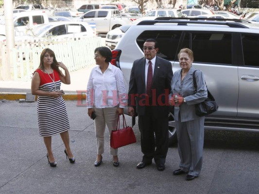 Los miembros de la Comisión Interventora del HE se reunieron con cooperantes internacionales para buscar una solución a la problemática de las condiciones en que opera la morgue.