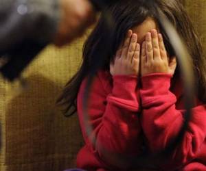 Según la policía, la mujer, de 36 años, que era la madrastra de la víctima, tenía celos de la niña y de la segunda mujer de su marido. Foto ilustrativa cortesía ladiscusion.cl