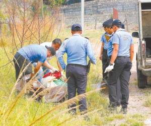 En un terreno baldío de la colonia Santa Bárbara fue encontrado el cadáver del estudiante raptado Elyer Alberto Sánchez.