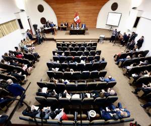 El Legislativo peruano resolvió sacar del poder a Jerí.