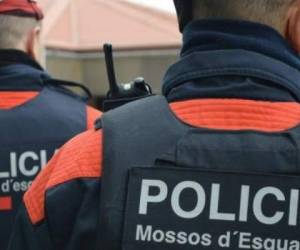 Los Mossos d'Esquadra capturaron al hombre de 27 años, acusado de matar esta madrugada a su pareja de 35. Foto cortesía