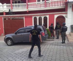 Autoridades policiales ejecutan varios allanamientos en Ocotepeque bajo la Operación Volcán (Foto: Cortesía)