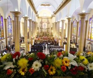 Hoy se desarrolló la Santa Eucaristía en honor a la Virgen Santa María de Suyapa, Patrona de Honduras.