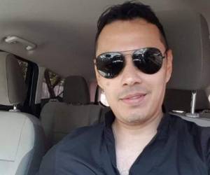 La última vez que José Daniel Alemán fue visto con vida fue cuando dejó a su hijo en casa de los abuelos. Era gerente de un banco en San Pedro Sula. Foto: Facebook.