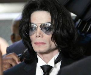 Michael Jackson indemnizó con varios millones de dólares a los niños que acusaron de hbaer sido violados por él. Foto: AFP