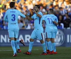 Tanto Suárez, que buscará estrenarse como goleador en Europa, como Leo Messi serán innegociables para el técnico Ernesto Valverde frente a la 'Juve', donde probablemente estarán acompañados por Gerard Deulofeu. (AFP)