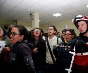 Los familiares de los secuestrados buscaban reunirse con el presidente de Colombia, Juan Manuel Santos, al margen de la Cumbre de las América en Lima. Foto: AFP