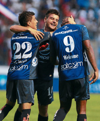 Motagua se impone a un Olimpia en crisis