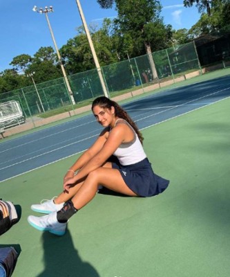 FOTOS: Ella es la venezolana Isabella, la doble de Aislinn Derbez que estremece las redes sociales