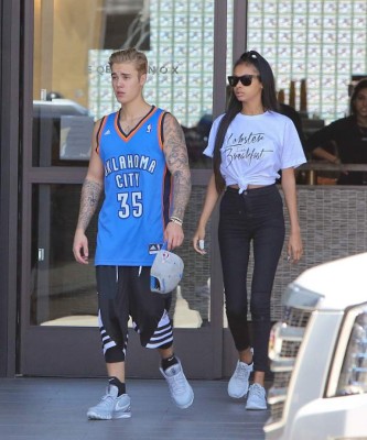 Ex novia de Justin Bieber cuenta cómo es vivir con el canadiense