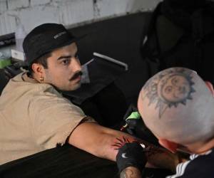 La invasión y la guerra han desencadenado una ola de patriotismo y de unidad por toda Ucrania.