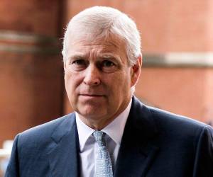 La estrategia de silencio y negación del Príncipe Andrés se ha desmoronado por completo.