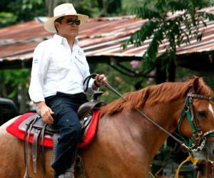 Juan Orlando Hernández, expresidente de Honduras, confirmó la fecha en que regresará al país y aseguró que lo hará en un vuelo comercial. Además, habló sobre los planes que tiene para su vida tras volver a Honduras, entre ellos la creación de una finca modelo.