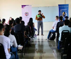 La programación del X Festival Internacional de Poesía Los Confines continuó la tarde de este viernes 29 de mayo con una nueva lectura de poesía que unificó voces de Latinoamérica y Europa.