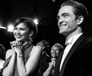 La 98ª ceremonia de los Oscar dejó, además de su palmarés oficial, una serie de momentos que transcurrieron lejos de las cámaras: encuentros entre actores, reacciones en los pasillos y celebraciones entre bastidores que completan el relato de la noche.