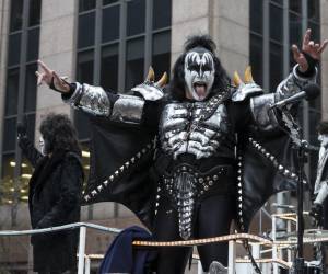 El líder de KISS debuta como productor en el thriller de acción Deep Water.
