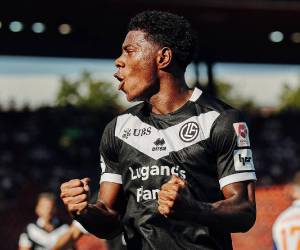 El tanto representa un momento especial en la carrera del futbolista, ya que se trata de su primera celebración oficial en el fútbol europeo.