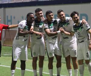 Imágenes del desarrollo del partido.