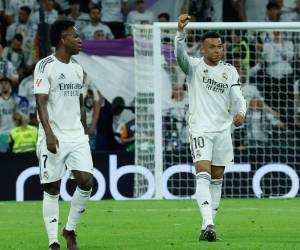 Imágenes del desarrollo del partido.