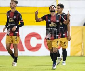 El Choloma le empató el partido al Real España en el Morazán.