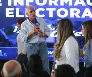 El candidato presidencial, Nasry Tito Asfura promete generar empleo, combatir la extorsión, carreteras y acceso a la vivienda.