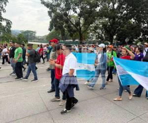 Representantes del gobierno y del magisterio anunciaron acuerdos que permitirán el regreso a clases y la instalación de una mesa permanente de diálogo.