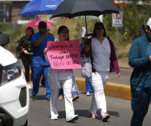 Son cerca de 491 médicos residentes que estudian su posgrado en los hospitales de la Secretaría de Salud que se ven afectados con el impago del salario beca.