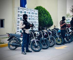 Los automotores están en las instalaciones de la DPI, en la colonia Kennedy, tras ser recuperados en varias zonas de la capital